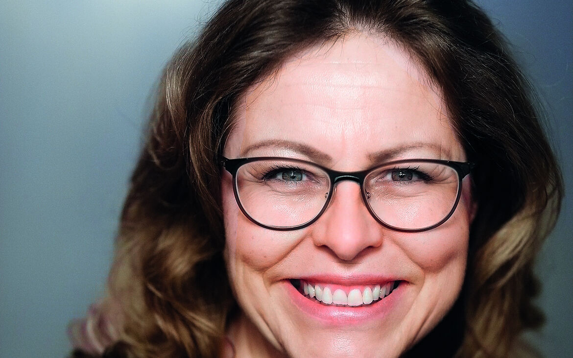 001 Petra Hahn Lütjen 2022 in Farbe